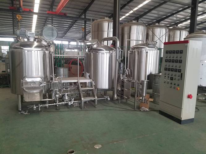 张店全套啤酒设备一套多少钱？开精酿厂到底得配齐哪些？